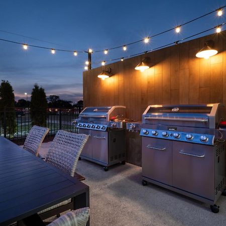 Holiday Inn Chicago O'Hare - Rosemont By Ihg Exterior photo