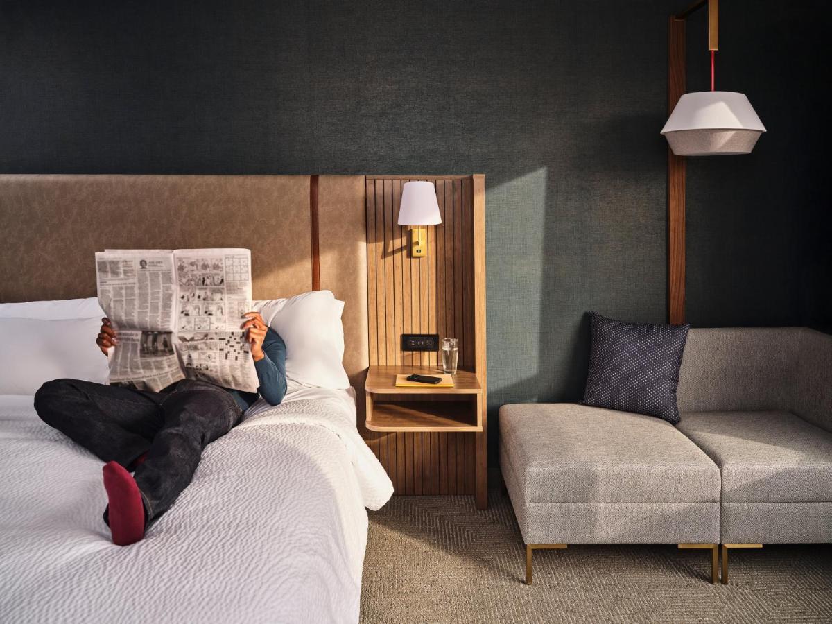 Holiday Inn Chicago O'Hare - Rosemont By Ihg Exterior photo
